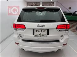 جیپ گراند شیرۆکی